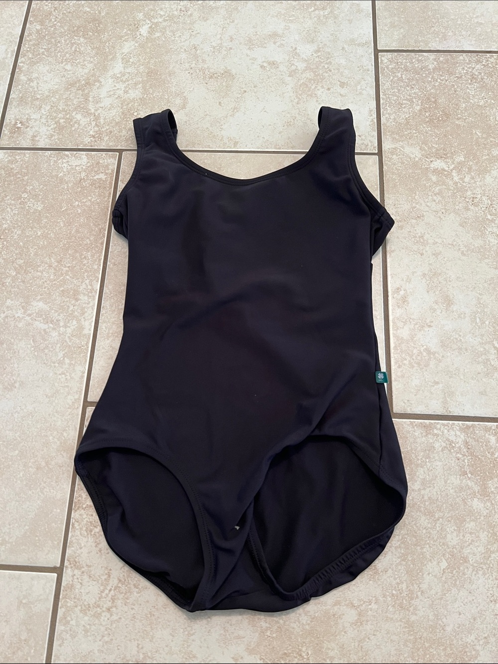 Luckyleo black leotard